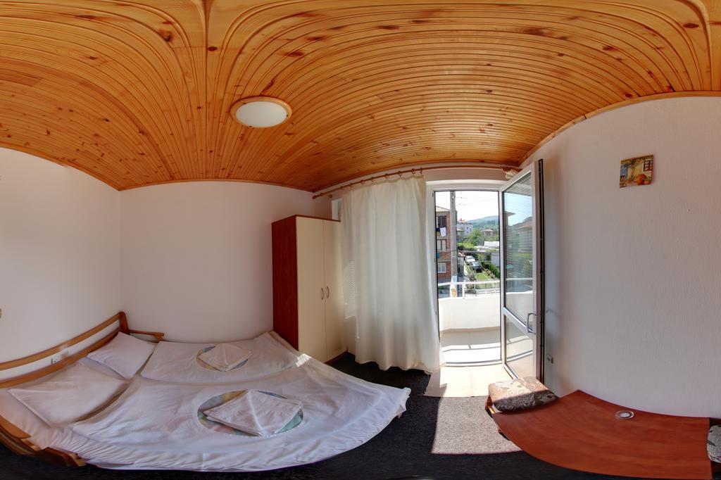 Guest Rooms Grudovi Obzor Chambre photo