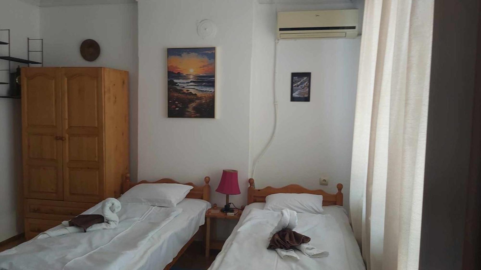 Guest Rooms Grudovi Obzor Extérieur photo