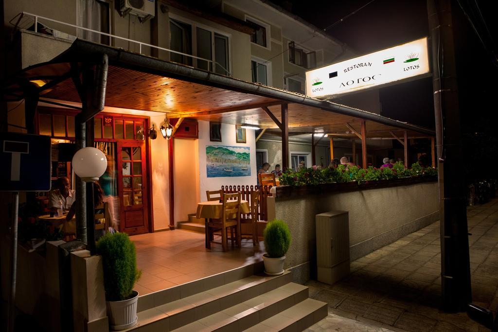 Guest Rooms Grudovi Obzor Extérieur photo
