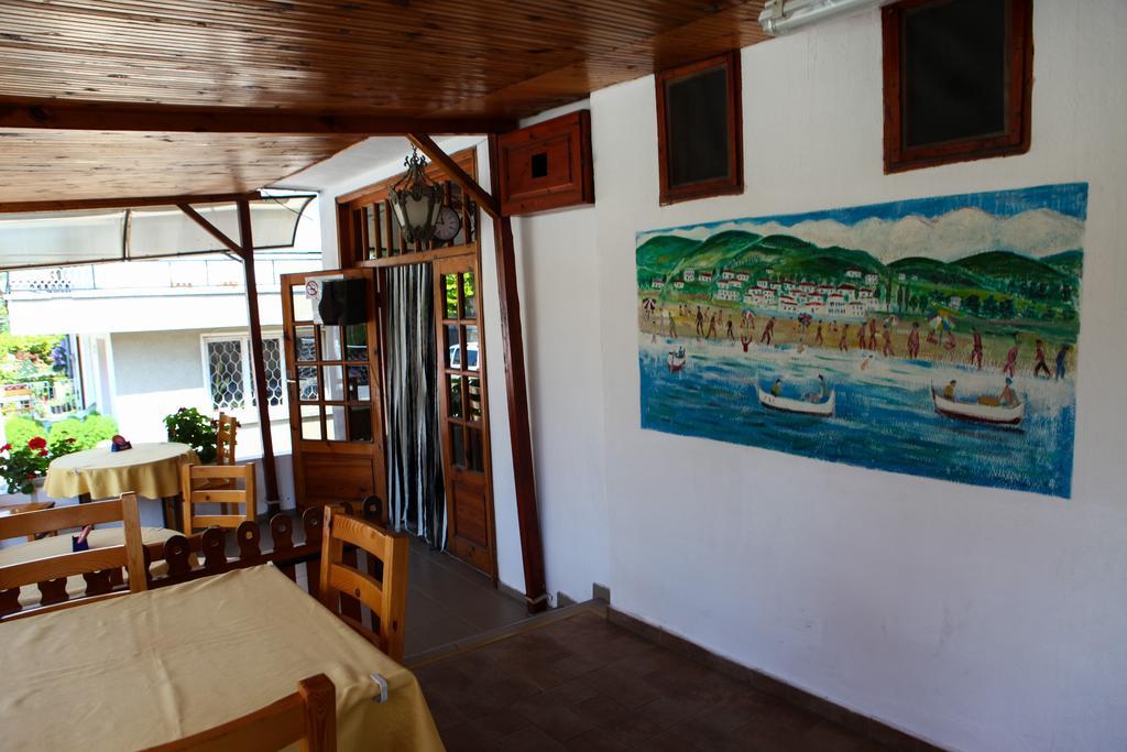 Guest Rooms Grudovi Obzor Extérieur photo