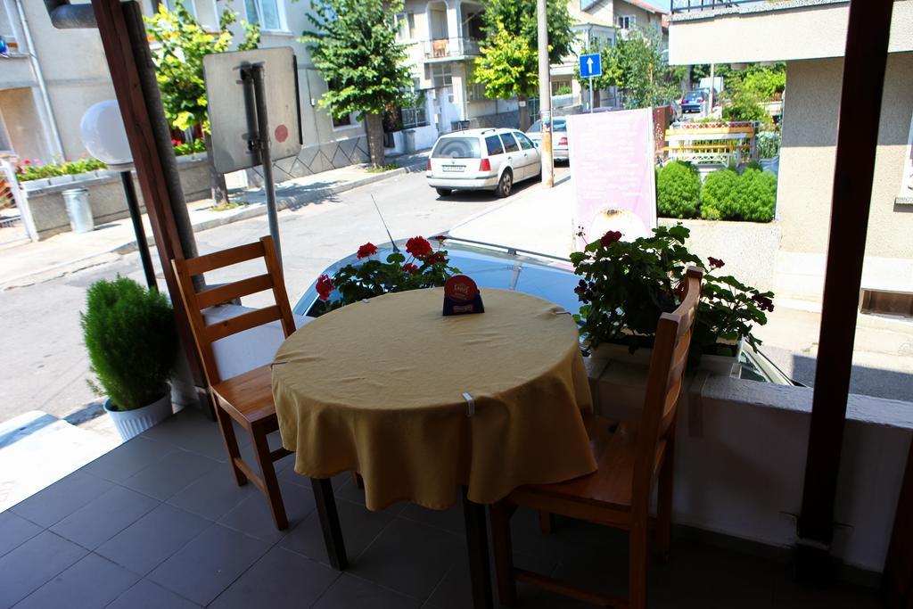 Guest Rooms Grudovi Obzor Extérieur photo