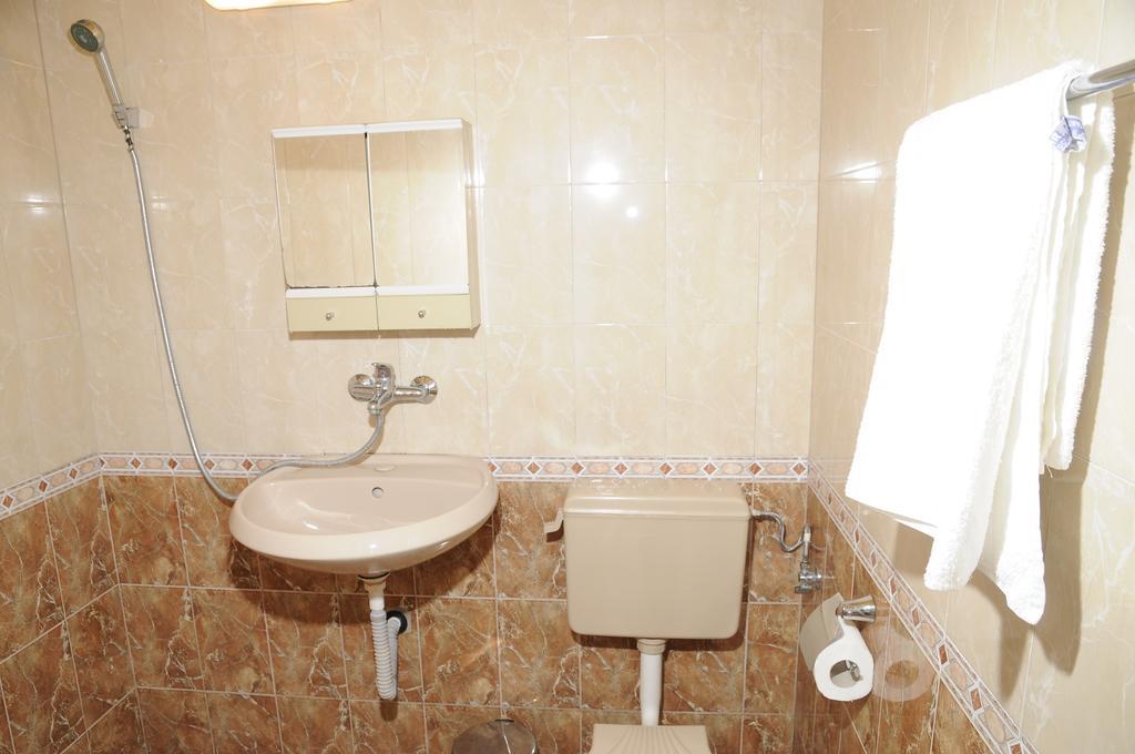 Guest Rooms Grudovi Obzor Chambre photo