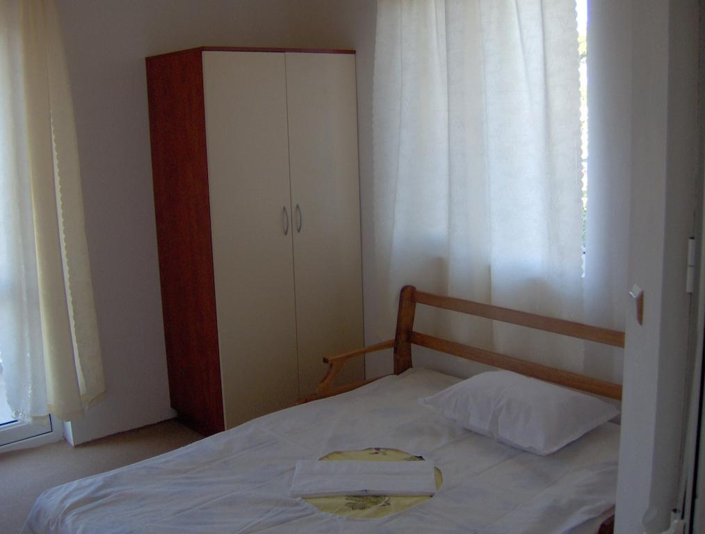 Guest Rooms Grudovi Obzor Chambre photo